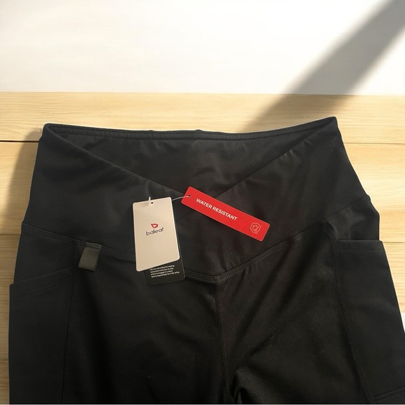 baleaf Women's Flare Leggings with Zipper Pockets - Picture 3 of 15